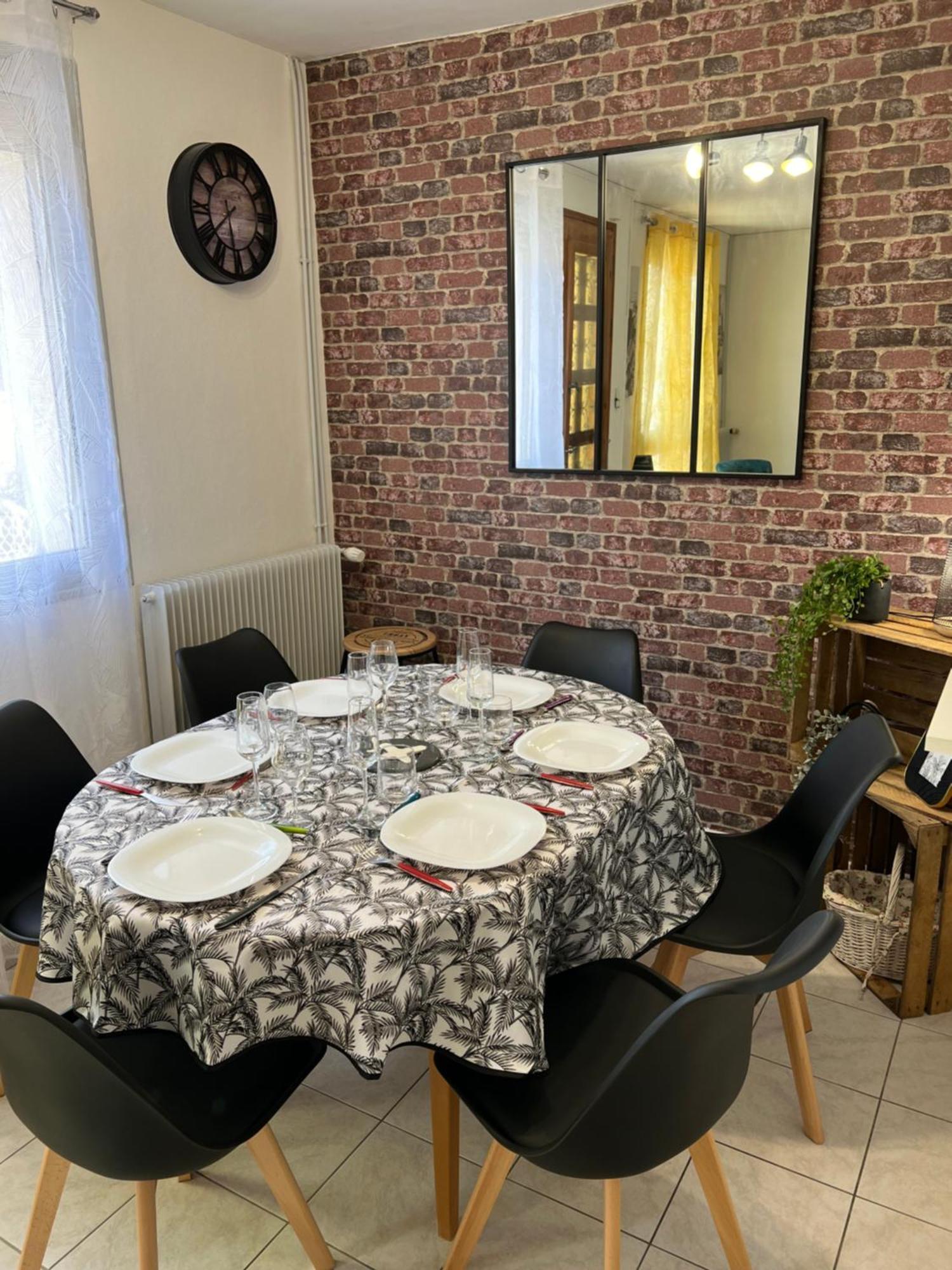 Châteauroux Maison 3 Chambres 6 Personnes Et Garage מראה חיצוני תמונה