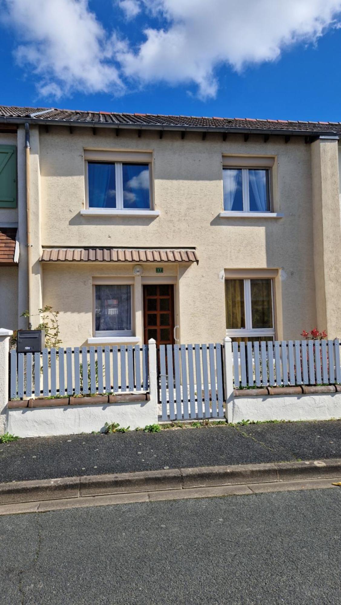 Châteauroux Maison 3 Chambres 6 Personnes Et Garage מראה חיצוני תמונה