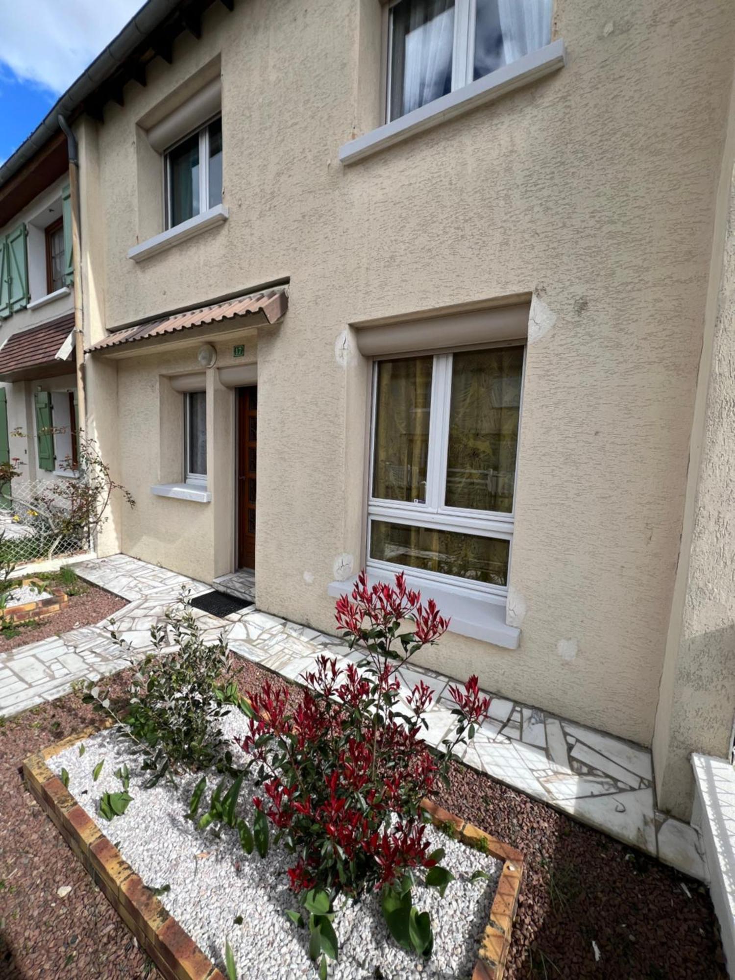 Châteauroux Maison 3 Chambres 6 Personnes Et Garage מראה חיצוני תמונה
